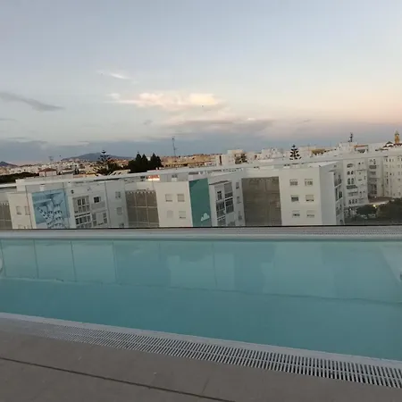 Oasis In With Parking 5min From The Estepona